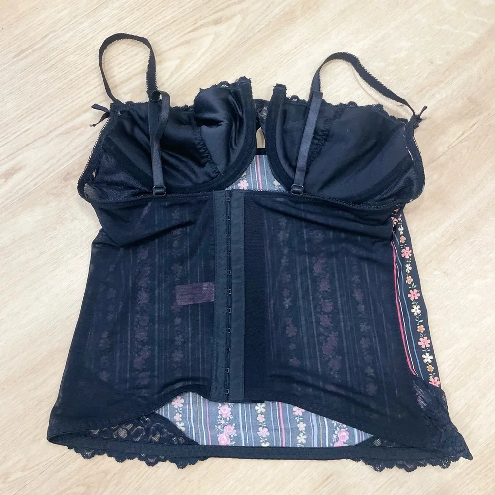 Sophie B. Y2K black with pink floral print and mixed lace corset top size Large - Picture 4 of 8
